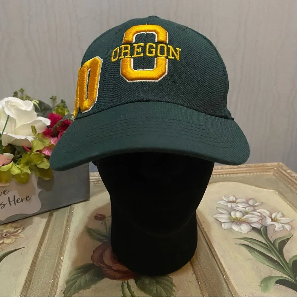 Top of the World UO Cap University of Oregon Strap Back Cap Wool Blend One Size